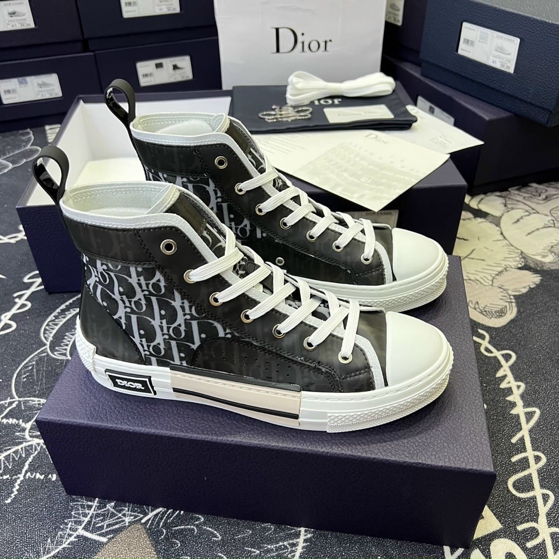 Giày Dior B23 High Top Daniel Arsham Newspaper Like Auth  Shop giày  replica