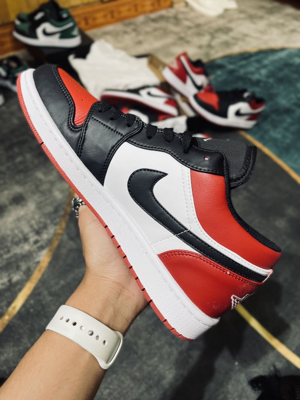 Giày Nike Air Jordan 1 Low 'Bred Toe' Sale Cực Sốc - Shopgiaysneaker.Vn